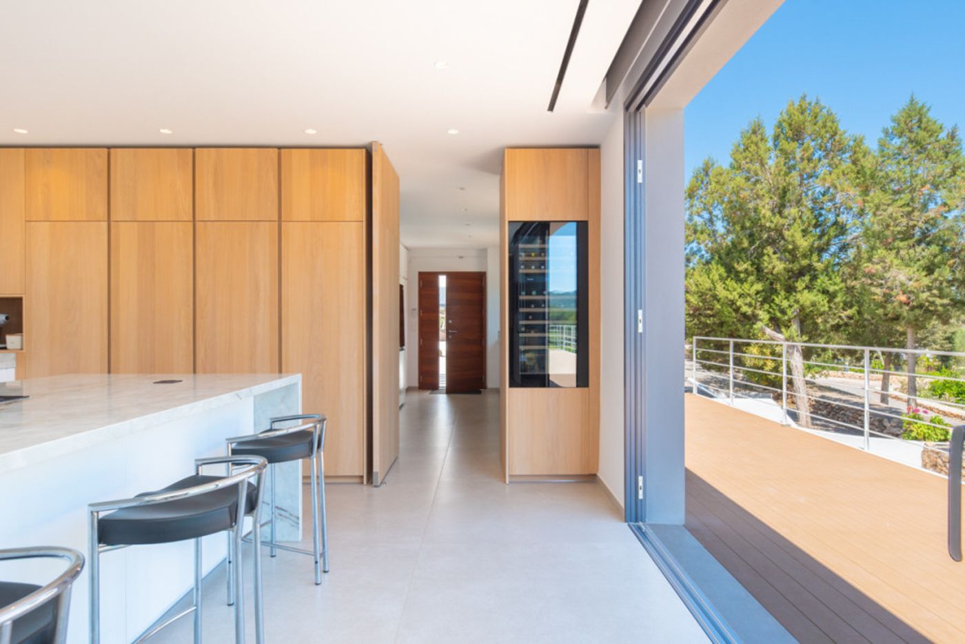 Villa de lujo cerca de Ibiza, con licencia turística y exteriores espectaculares