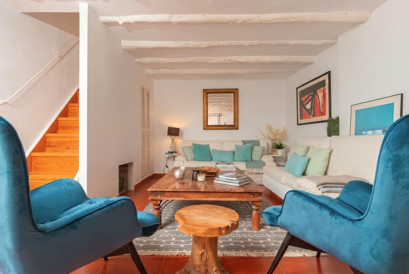 Dúplex de dos dormitorios con aparcamiento opcional en Dalt Vila