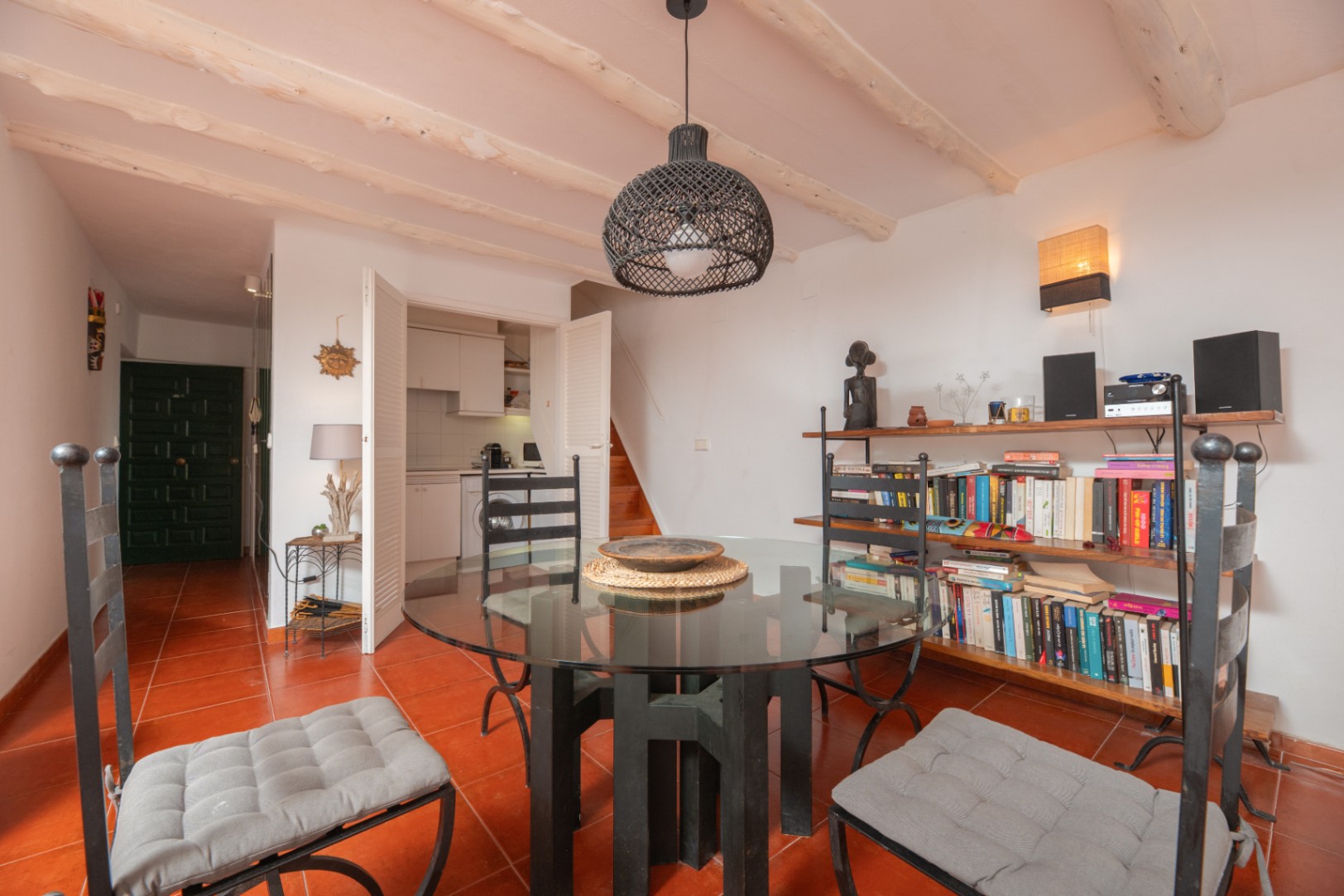Dúplex de dos dormitorios con aparcamiento opcional en Dalt Vila