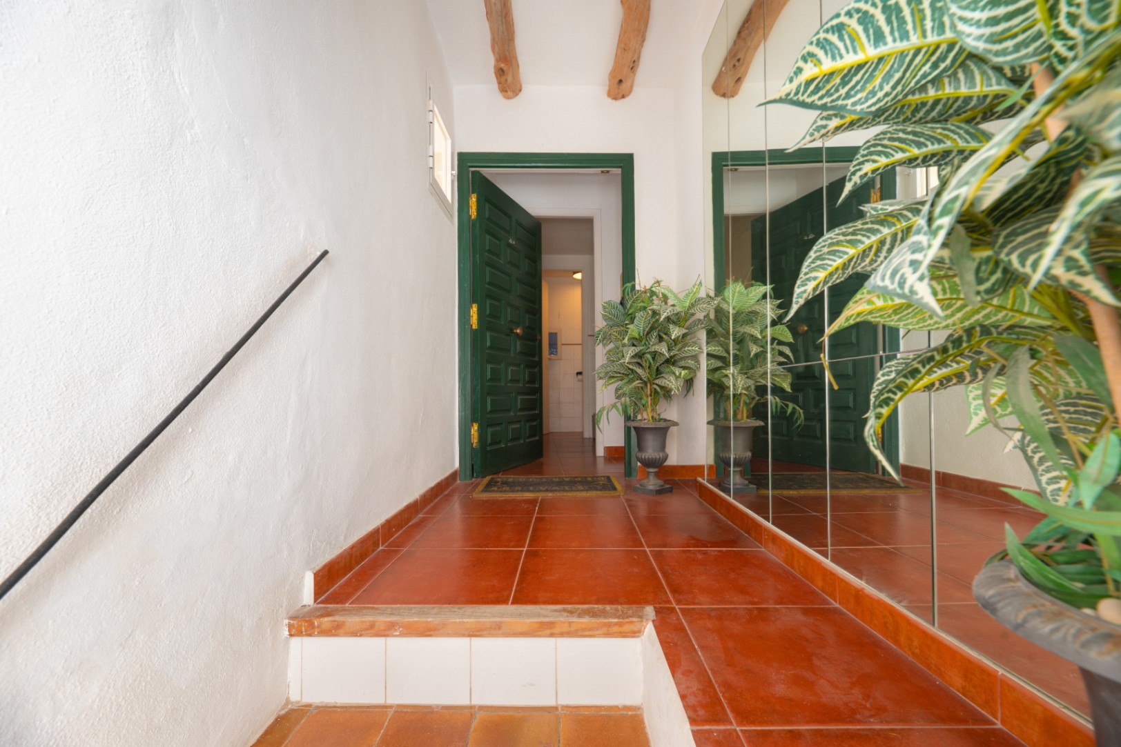 Dúplex de dos dormitorios con aparcamiento opcional en Dalt Vila