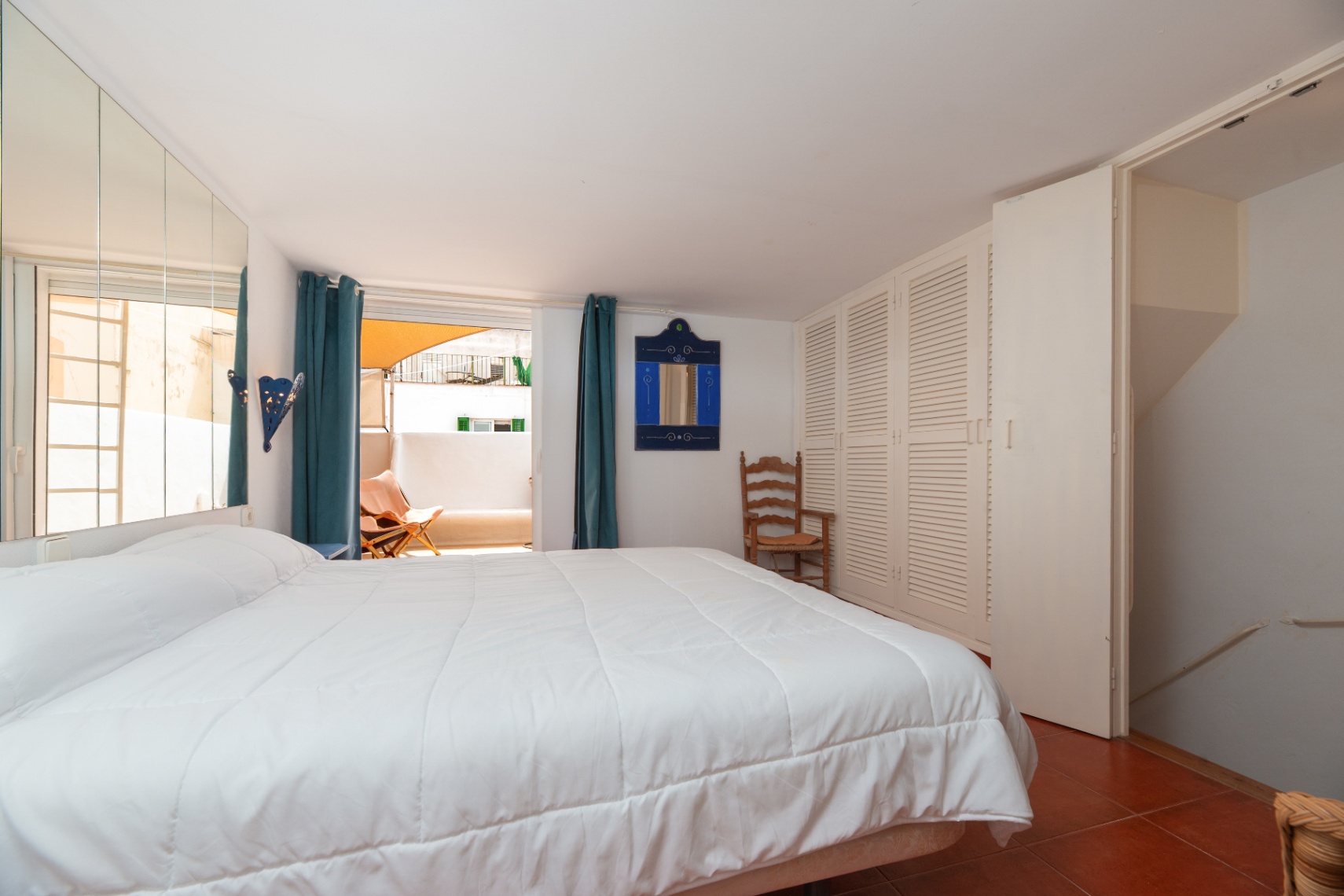 Dúplex de dos dormitorios con aparcamiento opcional en Dalt Vila