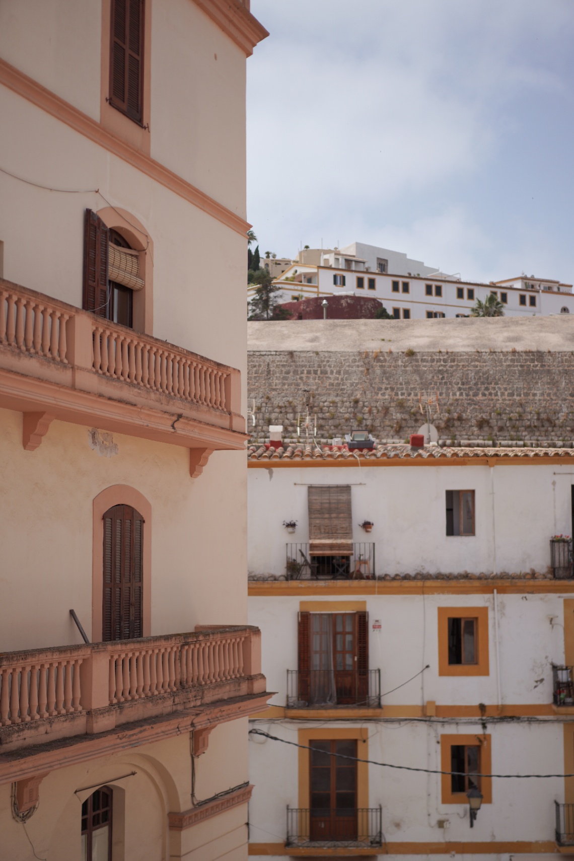 Dúplex de dos dormitorios con aparcamiento opcional en Dalt Vila