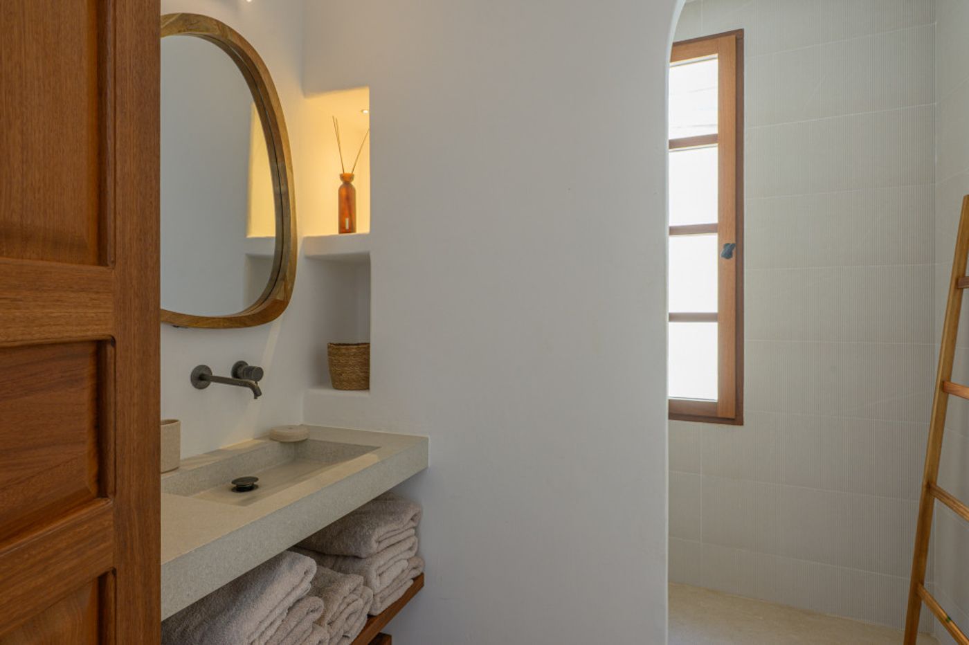 Ático de lujo en Dalt Vila con terraza en la azotea y vistas de 360°