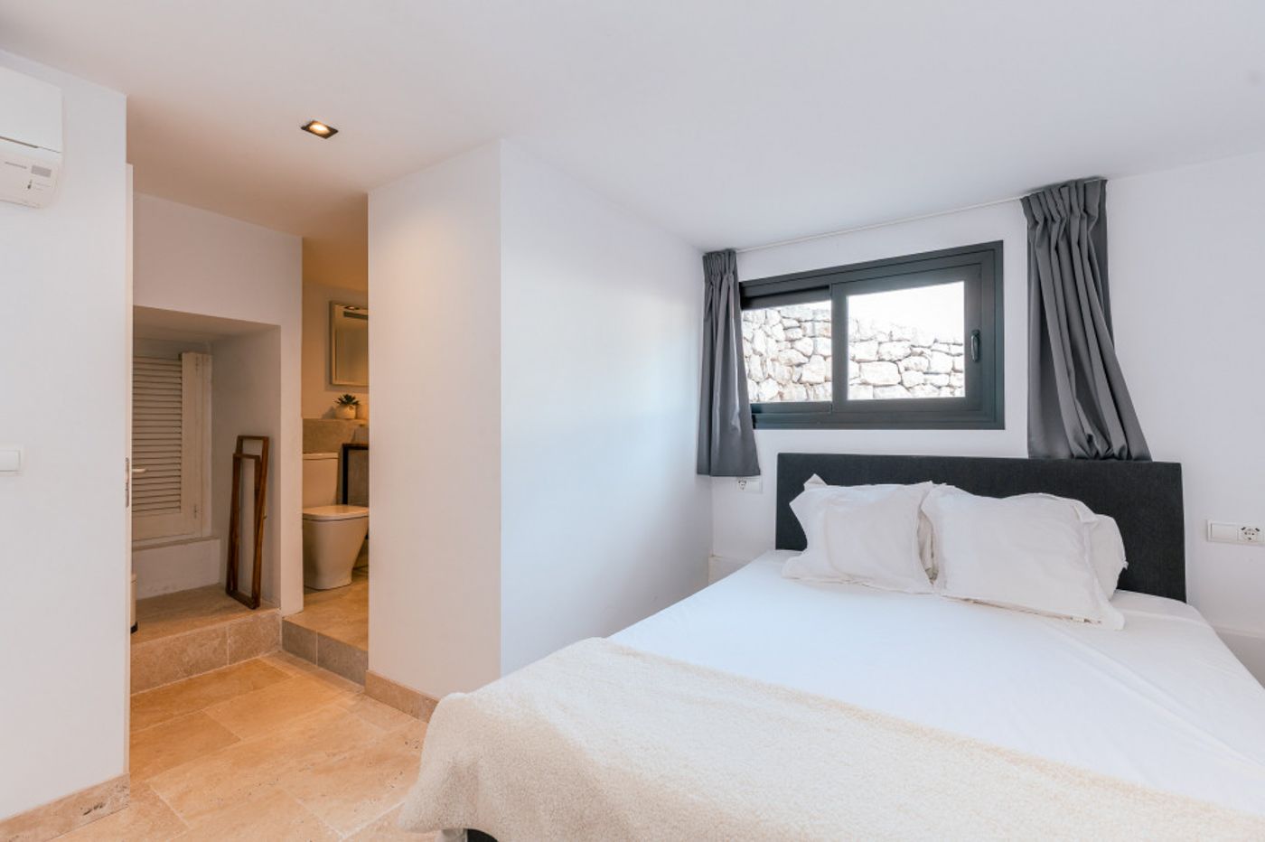 Casa completamente renovada cerca de la playa y con posibilidad de ampliación