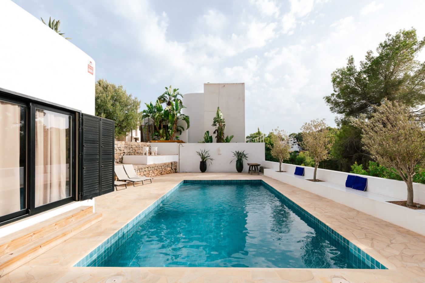 Casa completamente renovada cerca de la playa y con posibilidad de ampliación