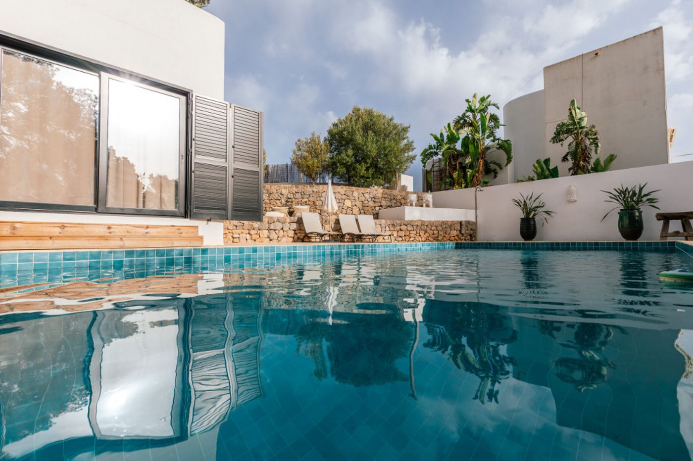 Casa completamente renovada cerca de la playa y con posibilidad de ampliación