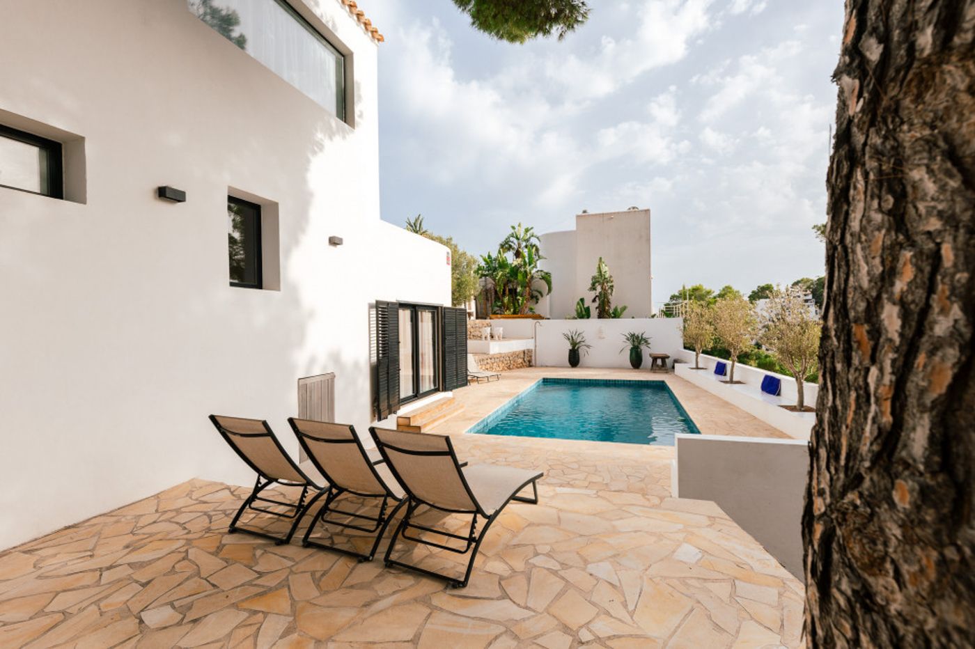 Casa completamente renovada cerca de la playa y con posibilidad de ampliación