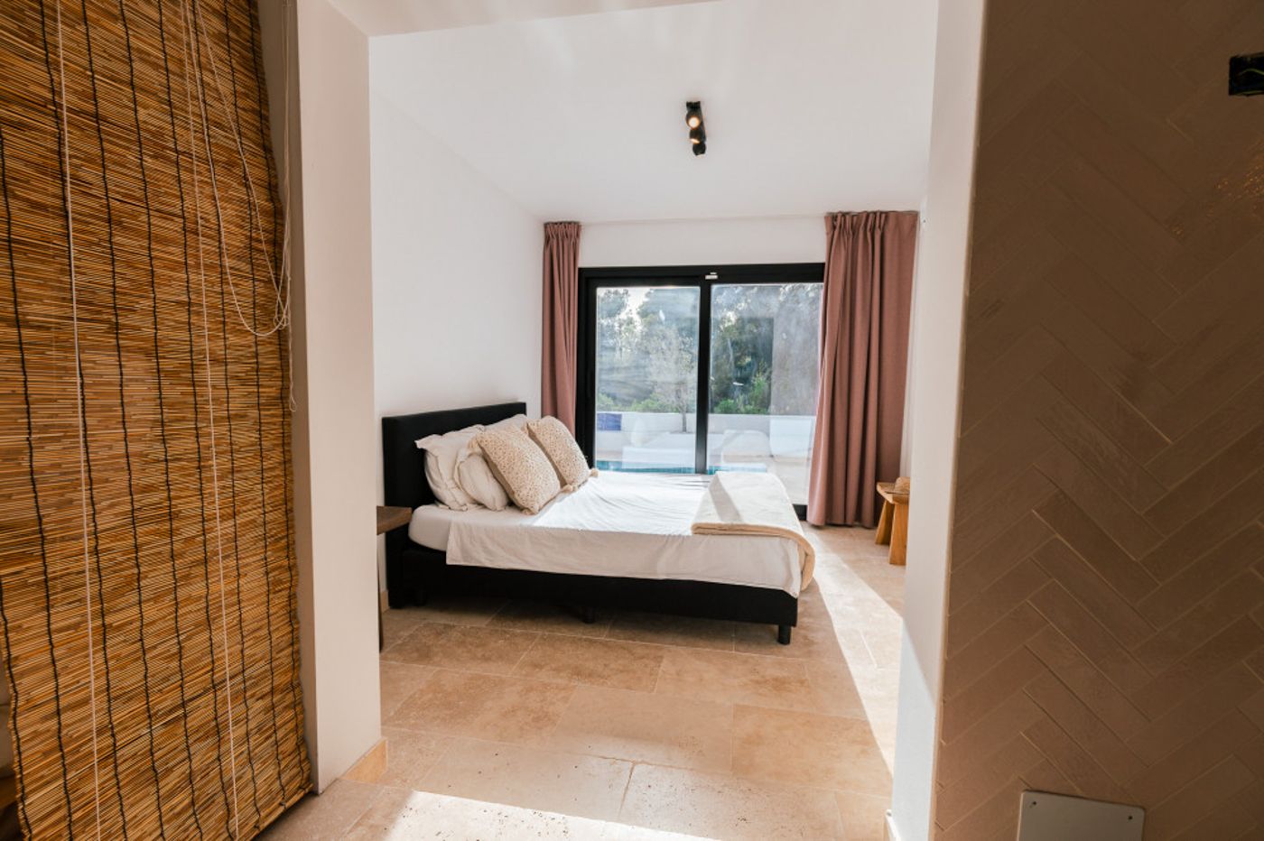Casa completamente renovada cerca de la playa y con posibilidad de ampliación
