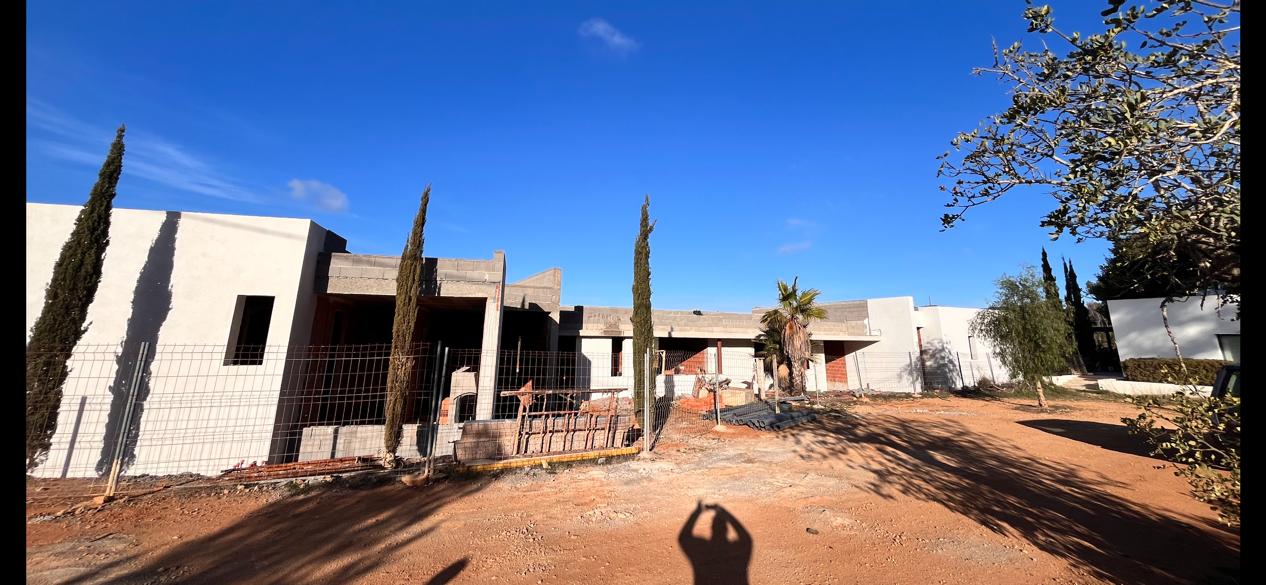Villa de nueva construcción de lujo en San Mateo a partir del 01/25