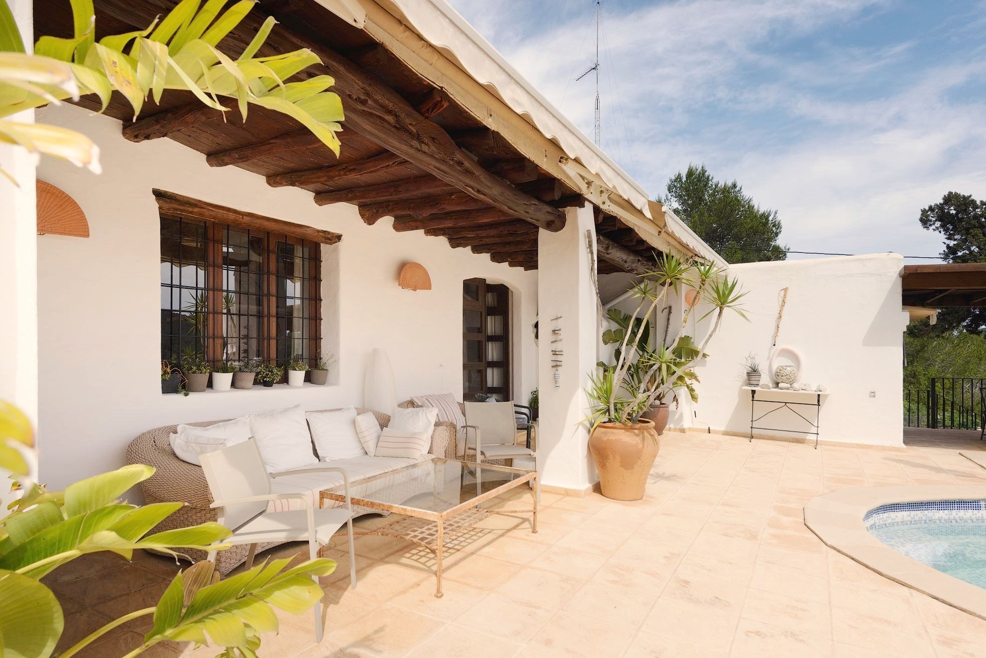 Spacious and bright villa in traditional Ibizan style with excellent views