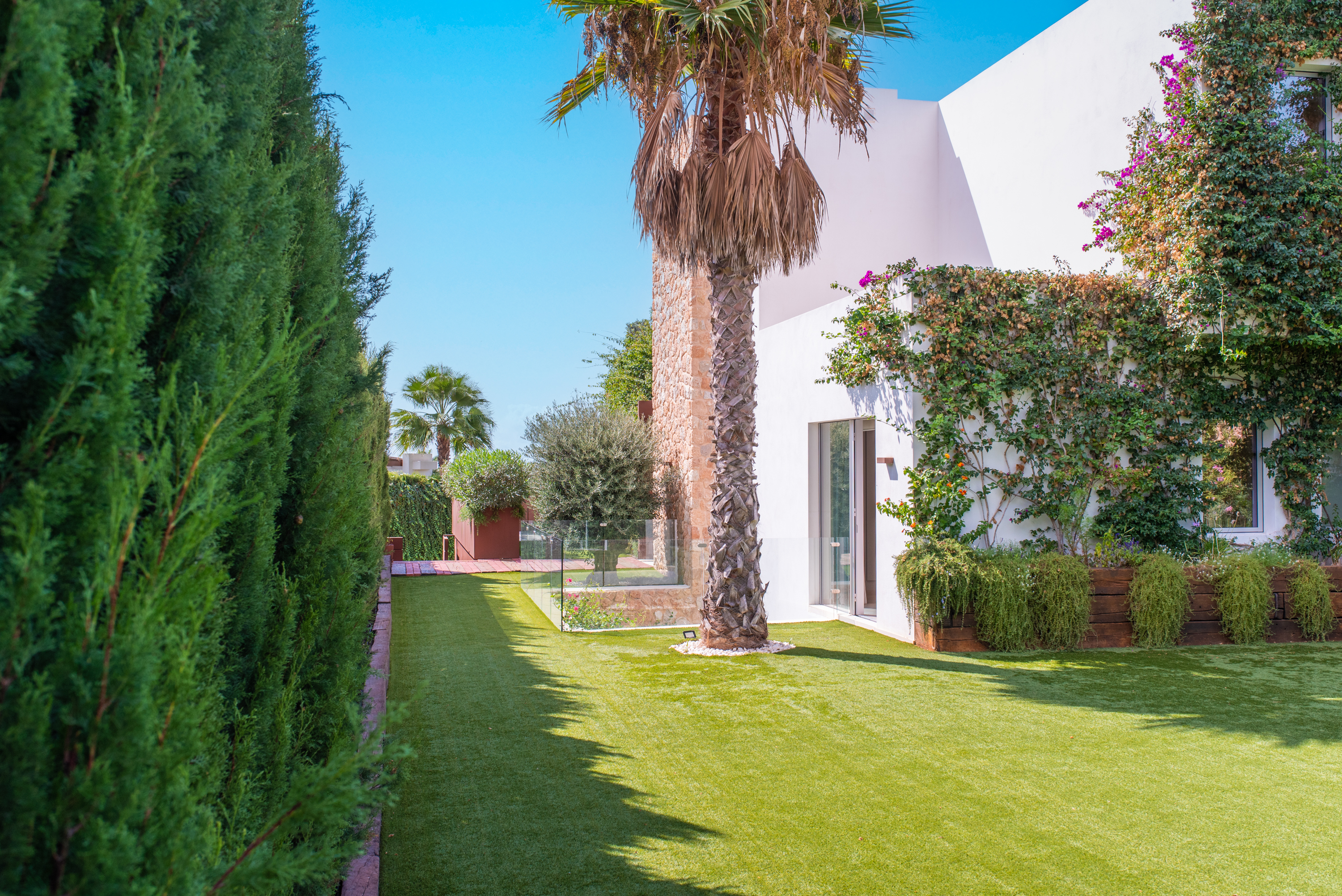 Villa con vistas al mar y 6 dormitorios en Cala Comte, Ibiza