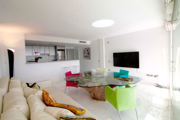 Moderno apartamento en una zona exclusiva de Ibiza